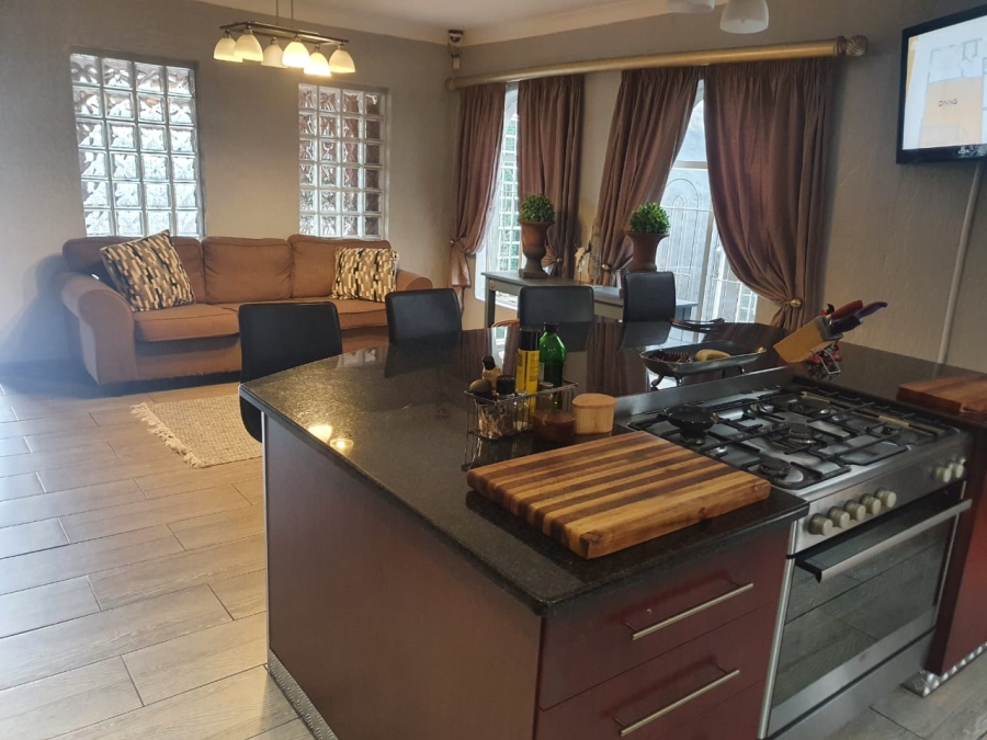 4 Bedroom Property for Sale in Kuruman Northern Cape